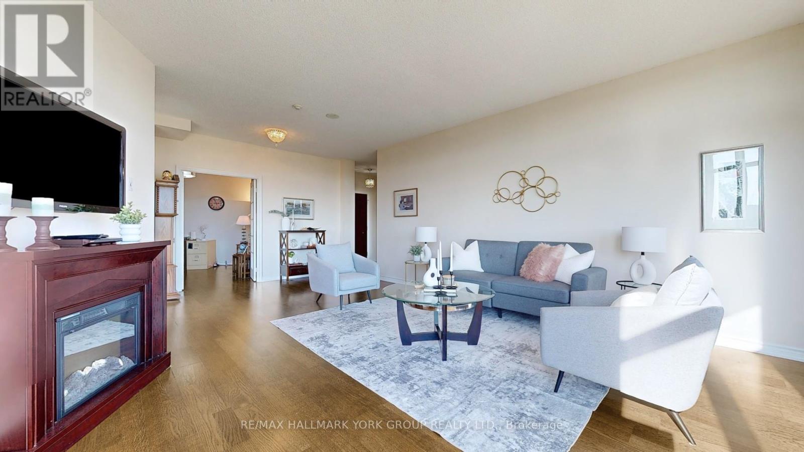 Property at 603 - 1135 ROYAL YORK ROAD image 4