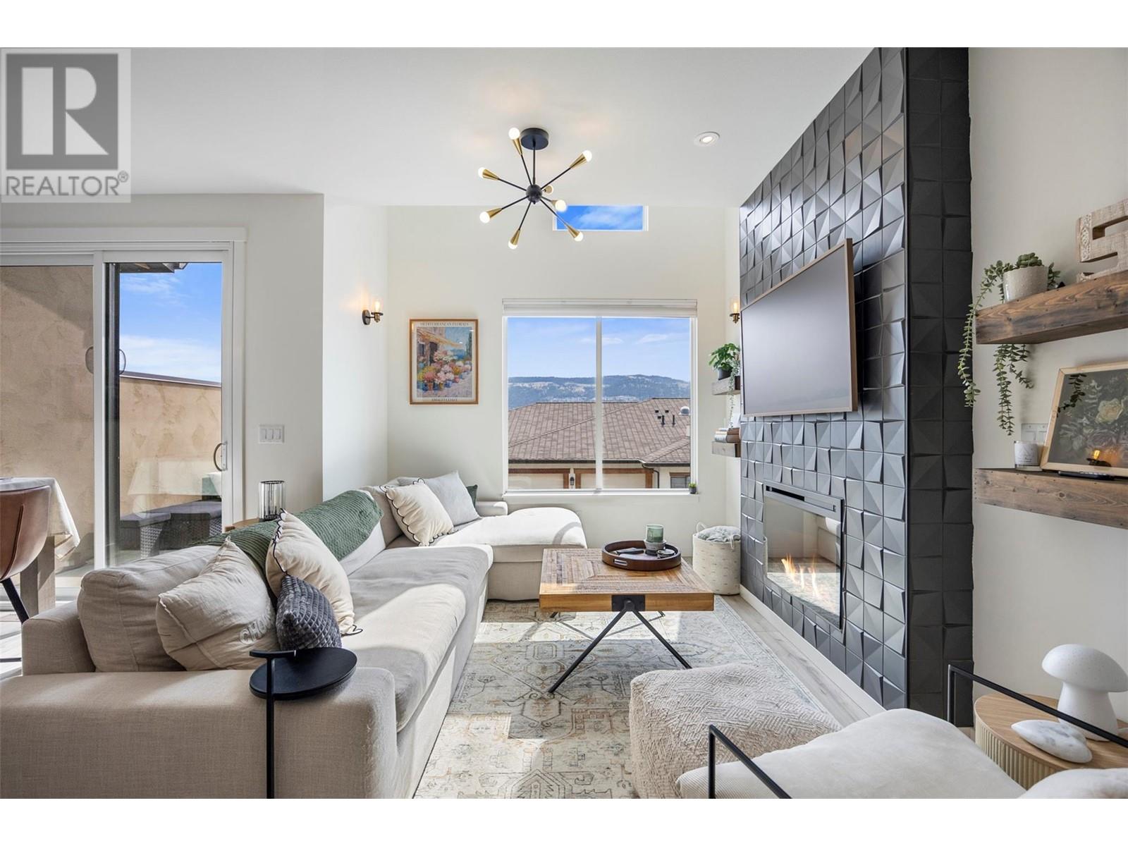 Property at 216 BELMONTE Street image 5