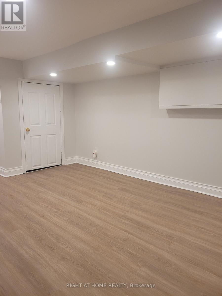 B - 246 Rosemount Avenue, Toronto, Ontario  M6H 2N3 - Photo 8 - W12122492