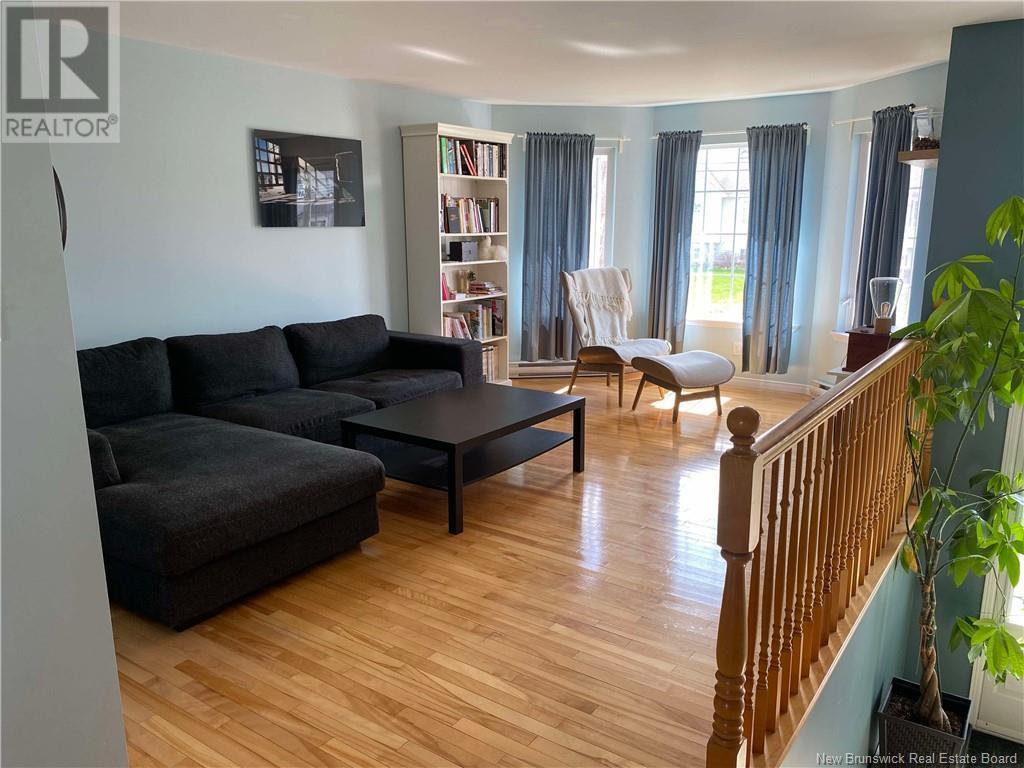 Property at 355 Twin Oaks Drive image 4
