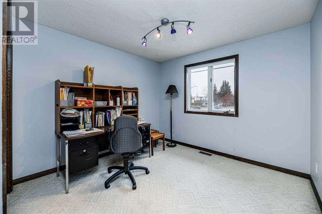 24 Muldrew Crescent, Red Deer, Alberta  T4R 1R4 - Photo 14 - A2204029