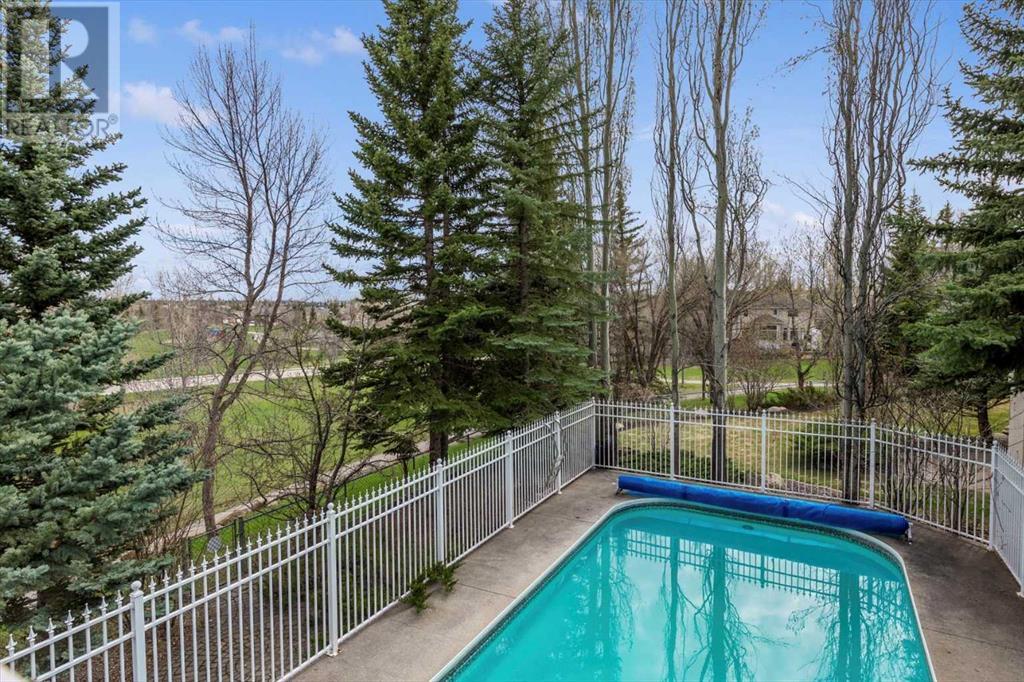 Property at 216 Evergreen Heath SW image 4