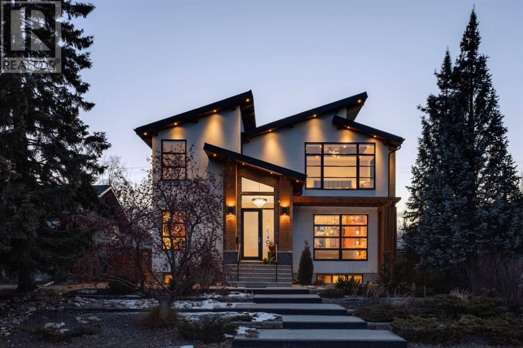 Property at 3719 Kerrydale Road SW image 1