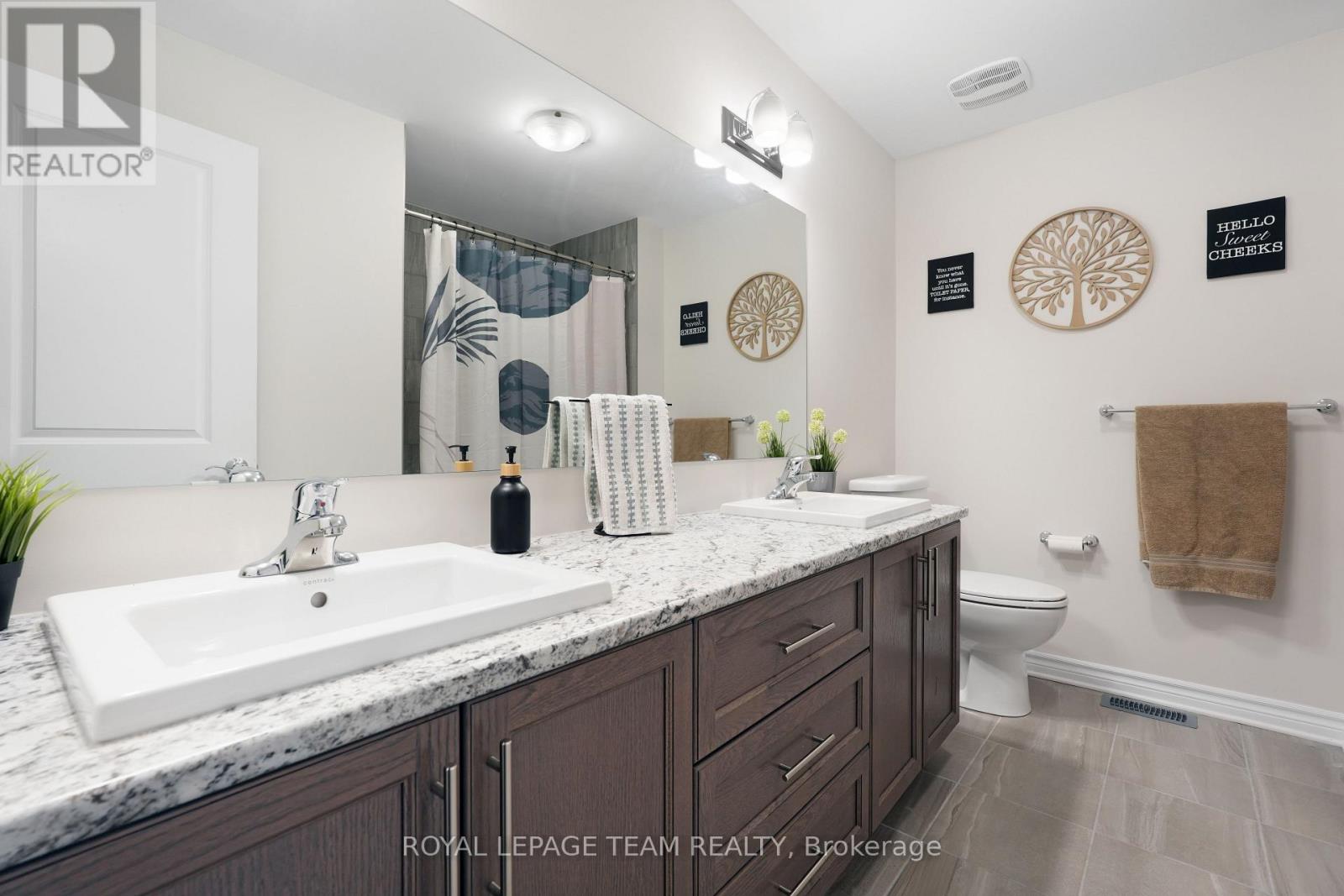 608 Enclave Lane, Clarence-Rockland, Ontario  K4K 0M8 - Photo 26 - X12122465