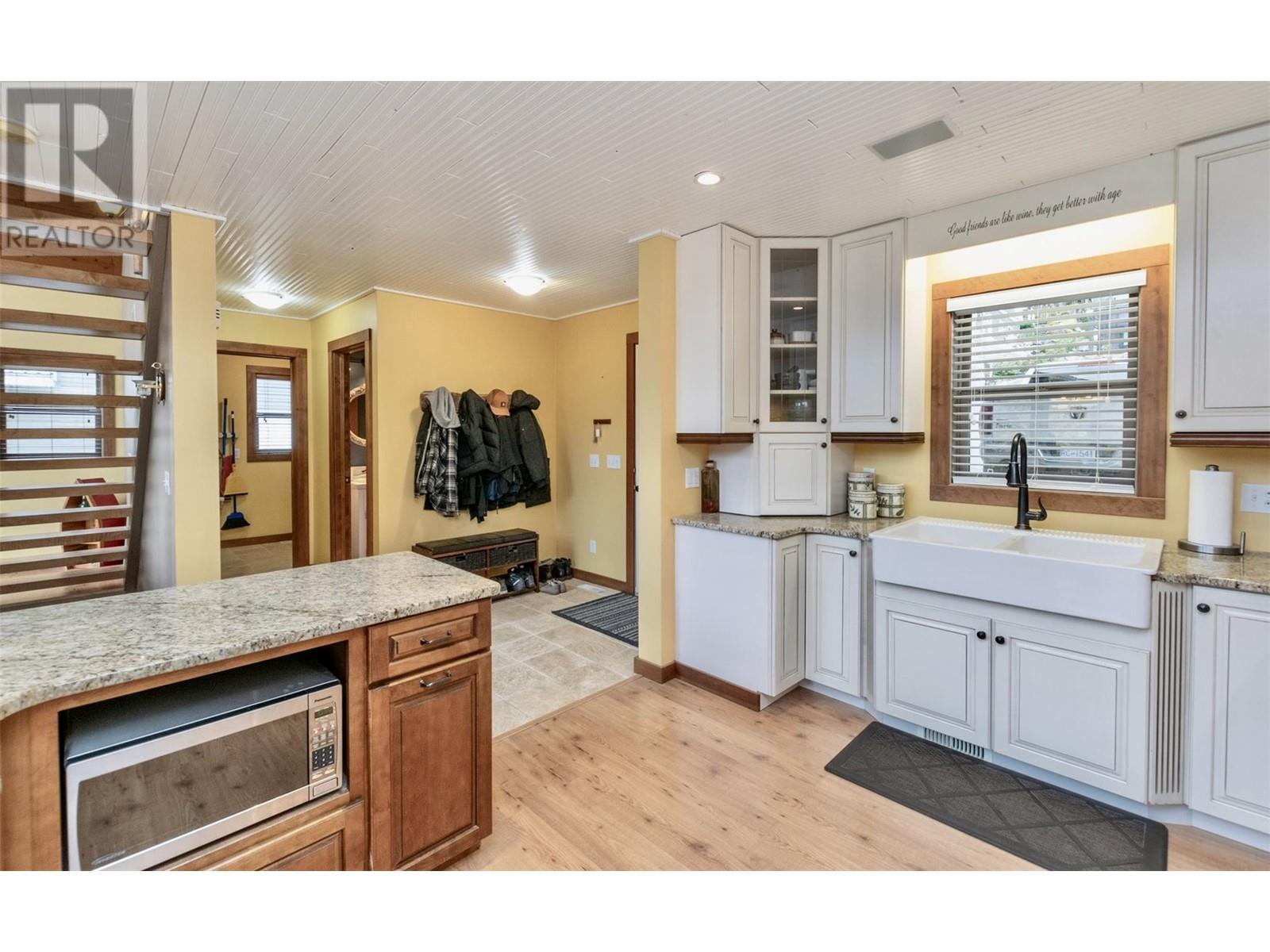 Property at 6421 Eagle Bay Road Unit# 73 image 4