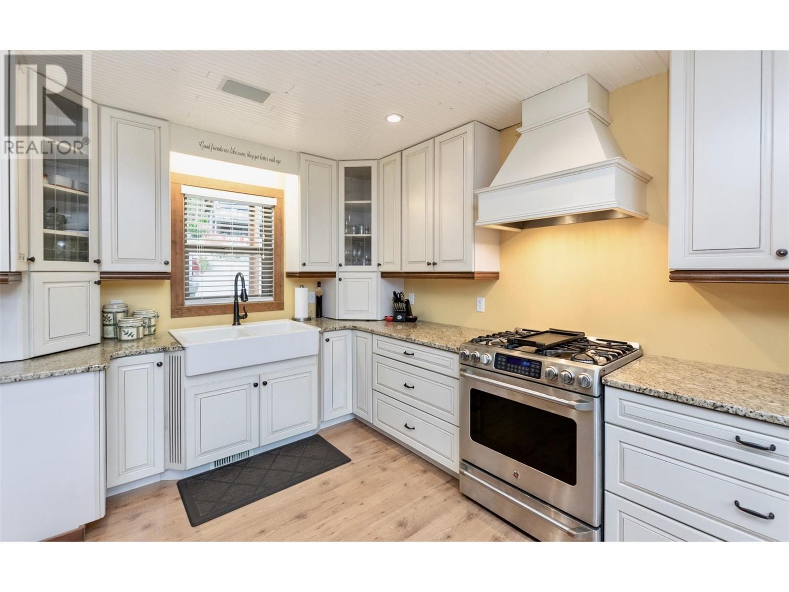 Property at 6421 Eagle Bay Road Unit# 73 image 3