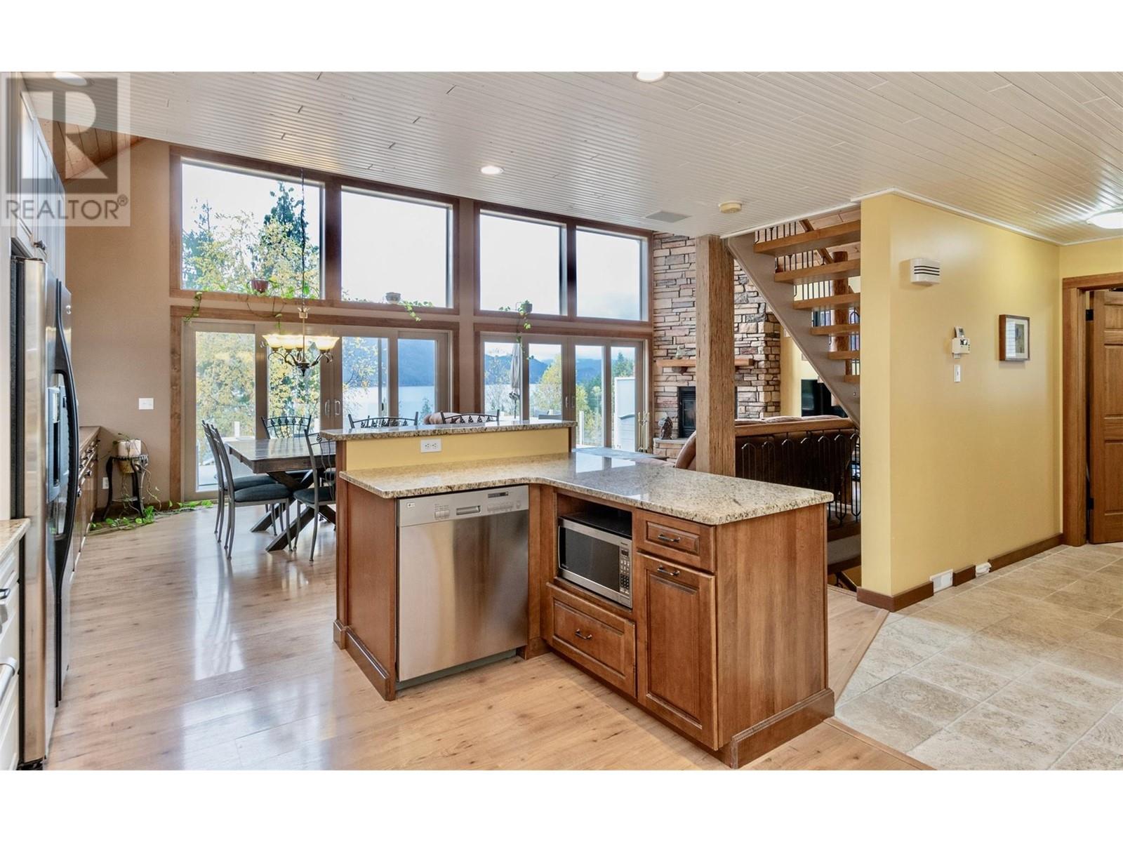 Property at 6421 Eagle Bay Road Unit# 73 image 5