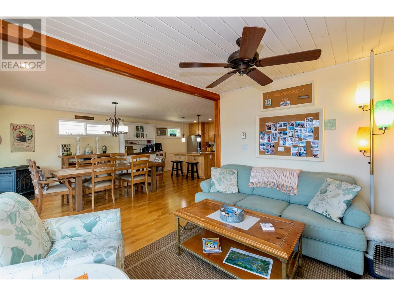 6792 Squilax-Anglemont Road, Magna Bay, British Columbia  V0E 1M7 - Photo 10 - 10341456