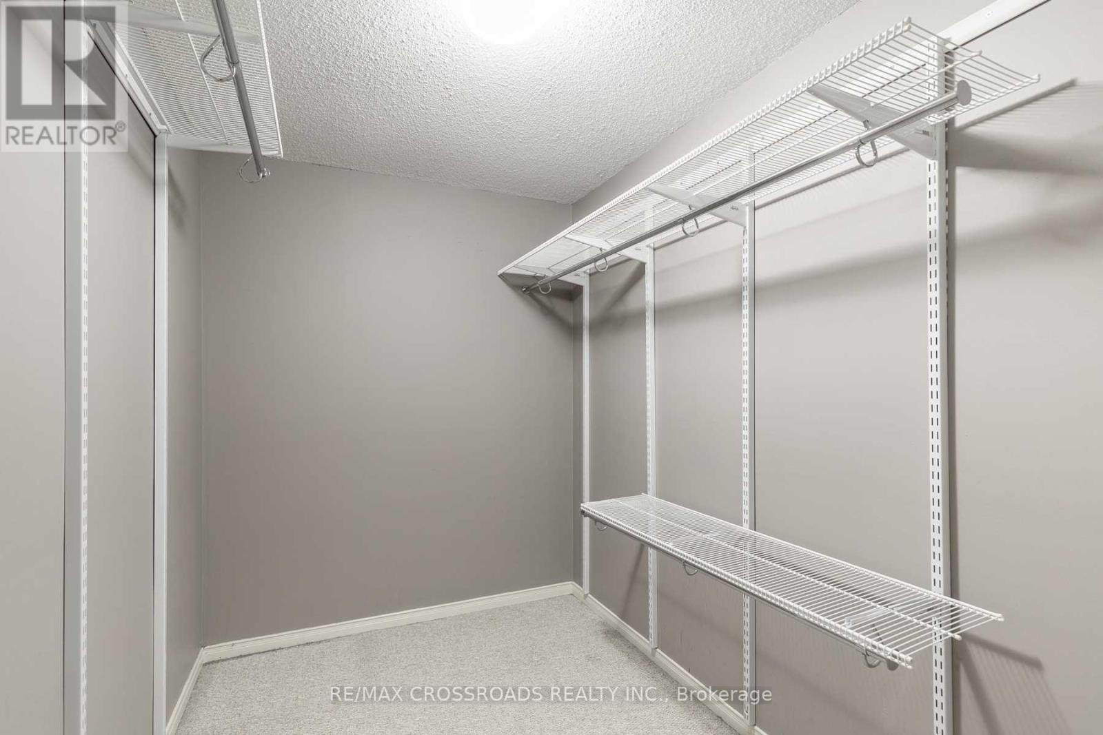 462 Alex Doner Drive, Newmarket, Ontario  L3X 1C2 - Photo 15 - N12122486