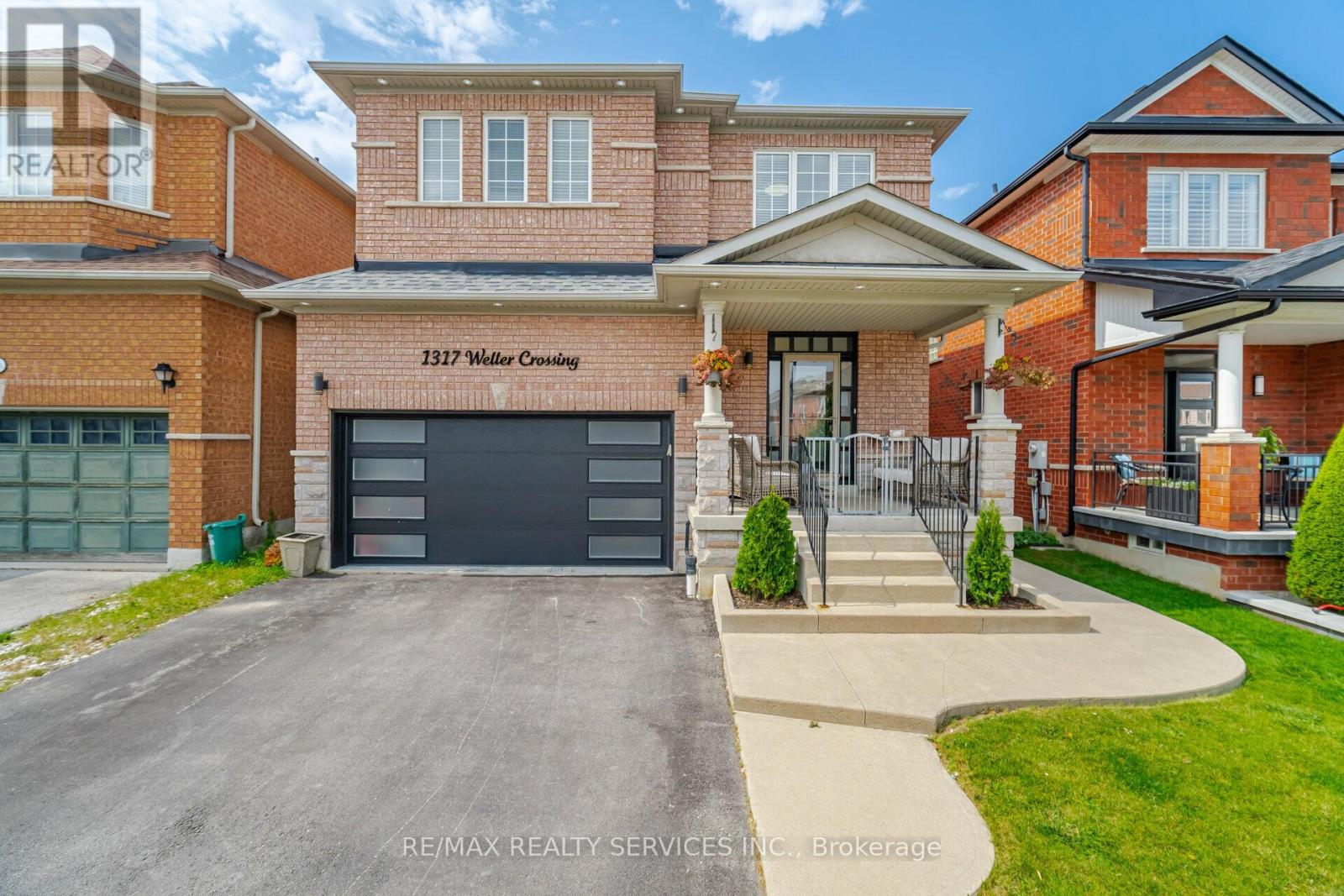 1317 Weller Cross, Milton, Ontario  L9T 6K6 - Photo 1 - W12122472