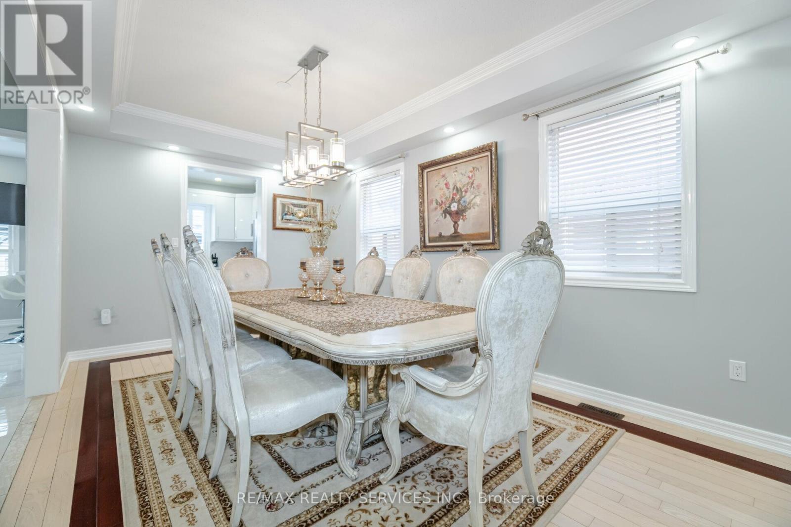1317 Weller Cross, Milton, Ontario  L9T 6K6 - Photo 11 - W12122472