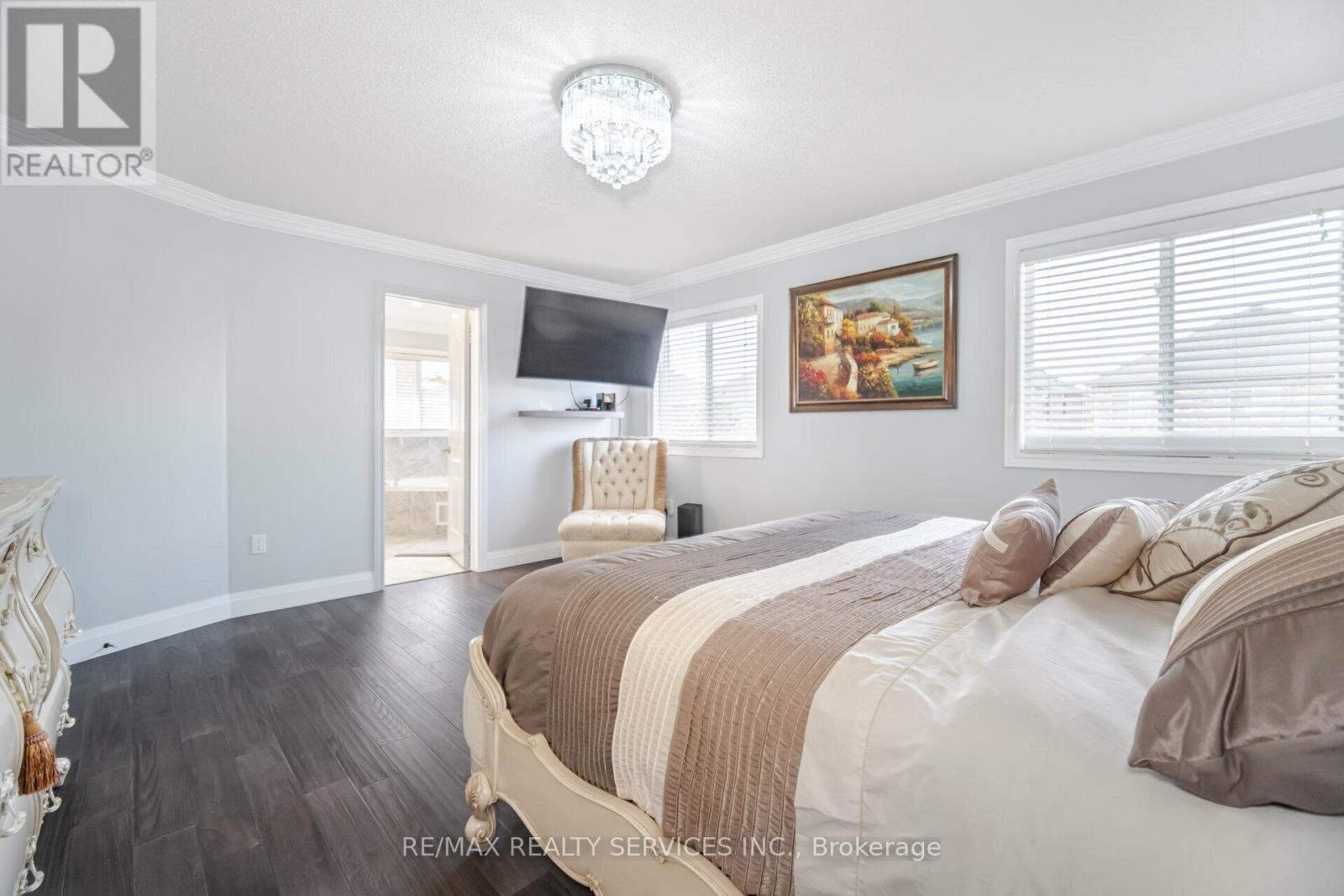 1317 Weller Cross, Milton, Ontario  L9T 6K6 - Photo 26 - W12122472