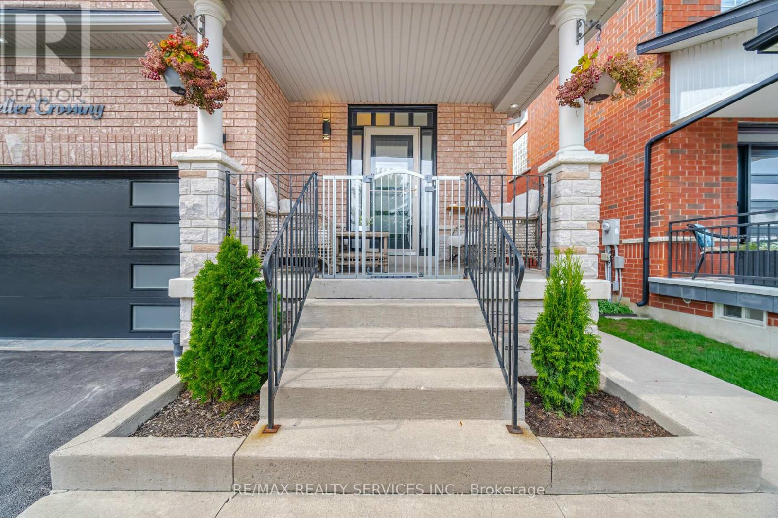 1317 Weller Cross, Milton, Ontario  L9T 6K6 - Photo 3 - W12122472