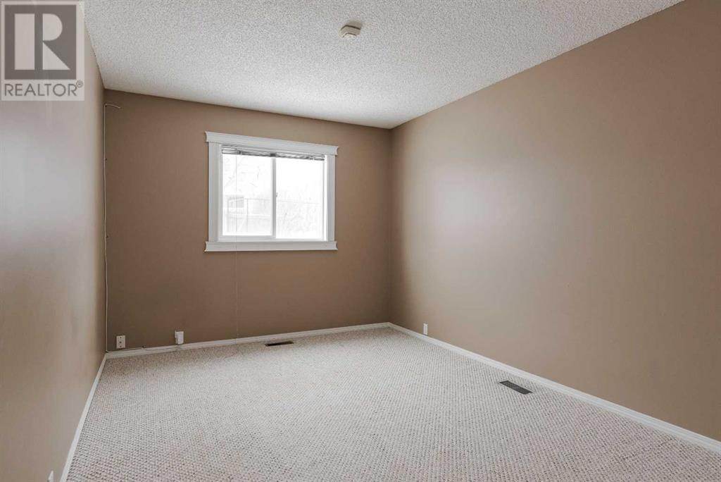 159 Windsor Drive, Fort Mcmurray, Alberta  T9H 2R1 - Photo 15 - A2201611