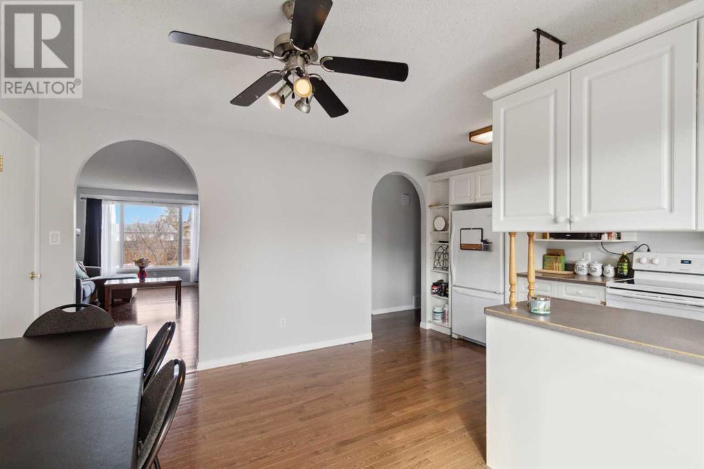 Property at 166 Erindale Road image 4