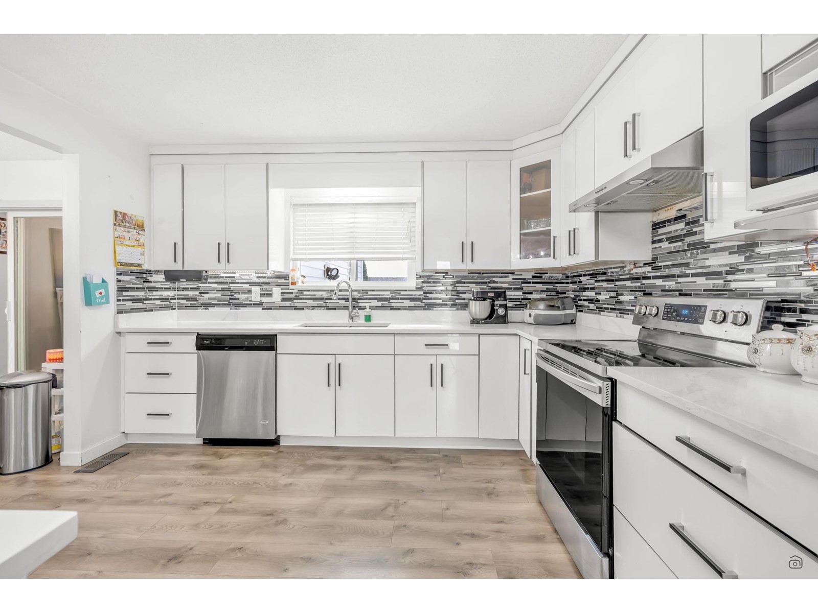 Property at 3441 SECHELT TERRACE image 5