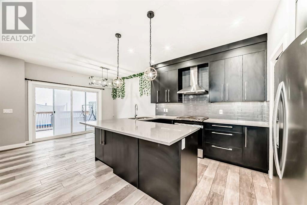 657 Corner Meadows Way Ne, Calgary, Alberta  T3N 2C5 - Photo 6 - A2216956