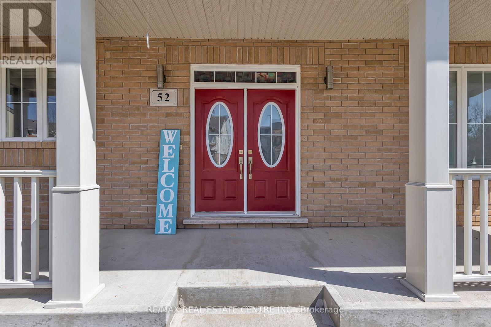 52 Silverthorne Drive, Cambridge, Ontario  N3C 0B4 - Photo 5 - X12122476