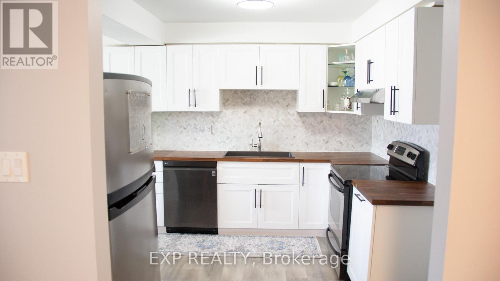 Property at 202 - 454 JANEFIELD AVENUE image 4