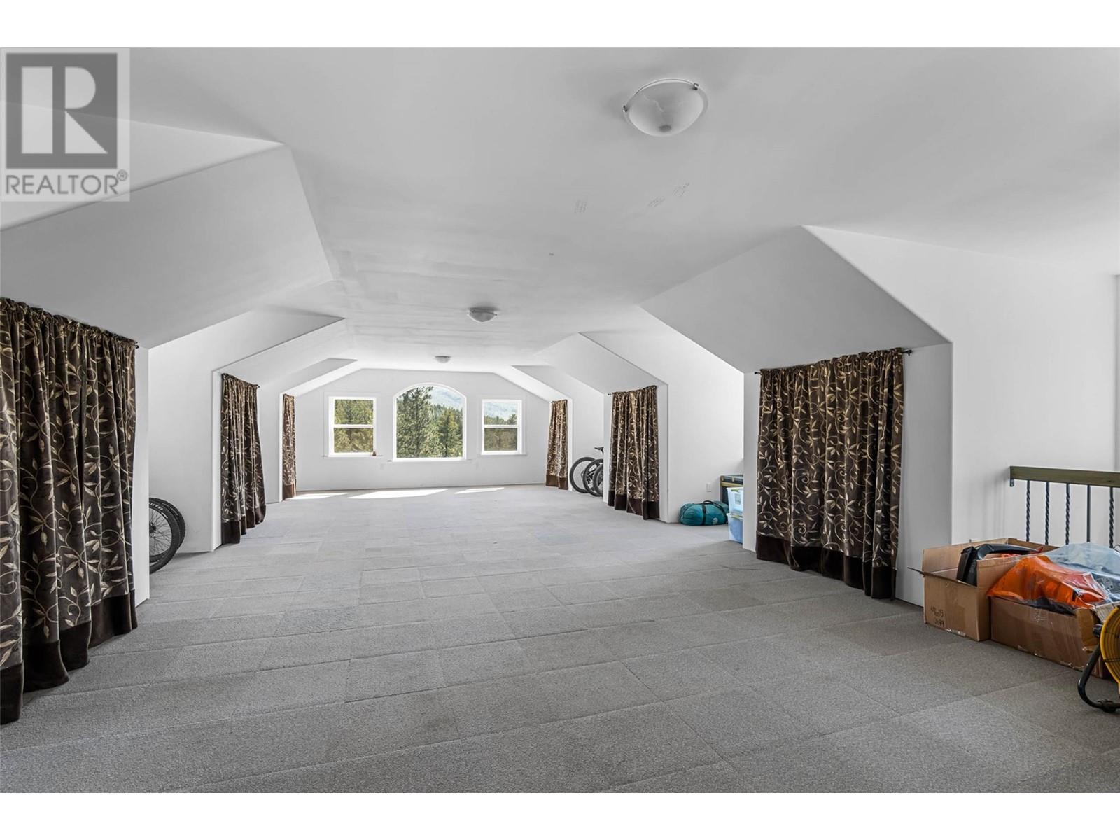 6640 Old  5 Highway, Kamloops, British Columbia  V2H 0B7 - Photo 45 - 10345569