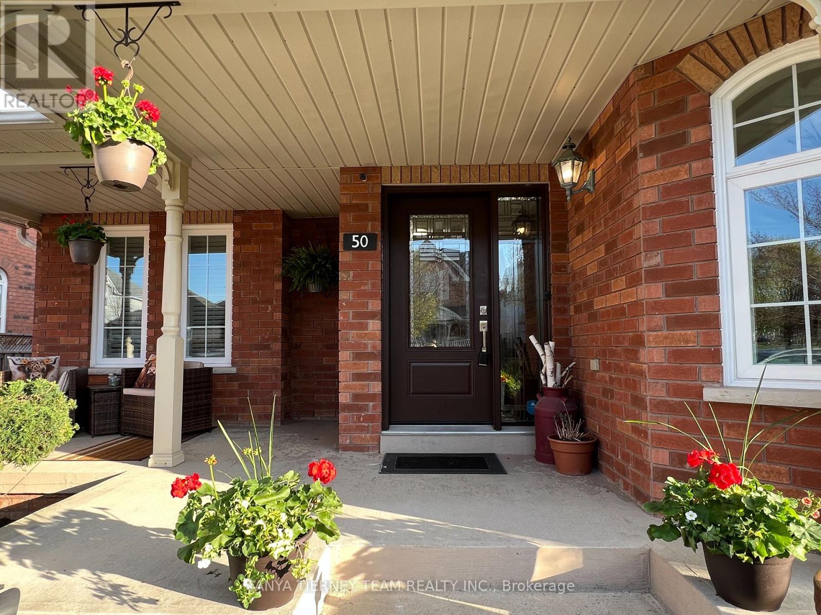 50 Mcbeth Place, Whitby, Ontario  L1M 1E7 - Photo 6 - E12048189