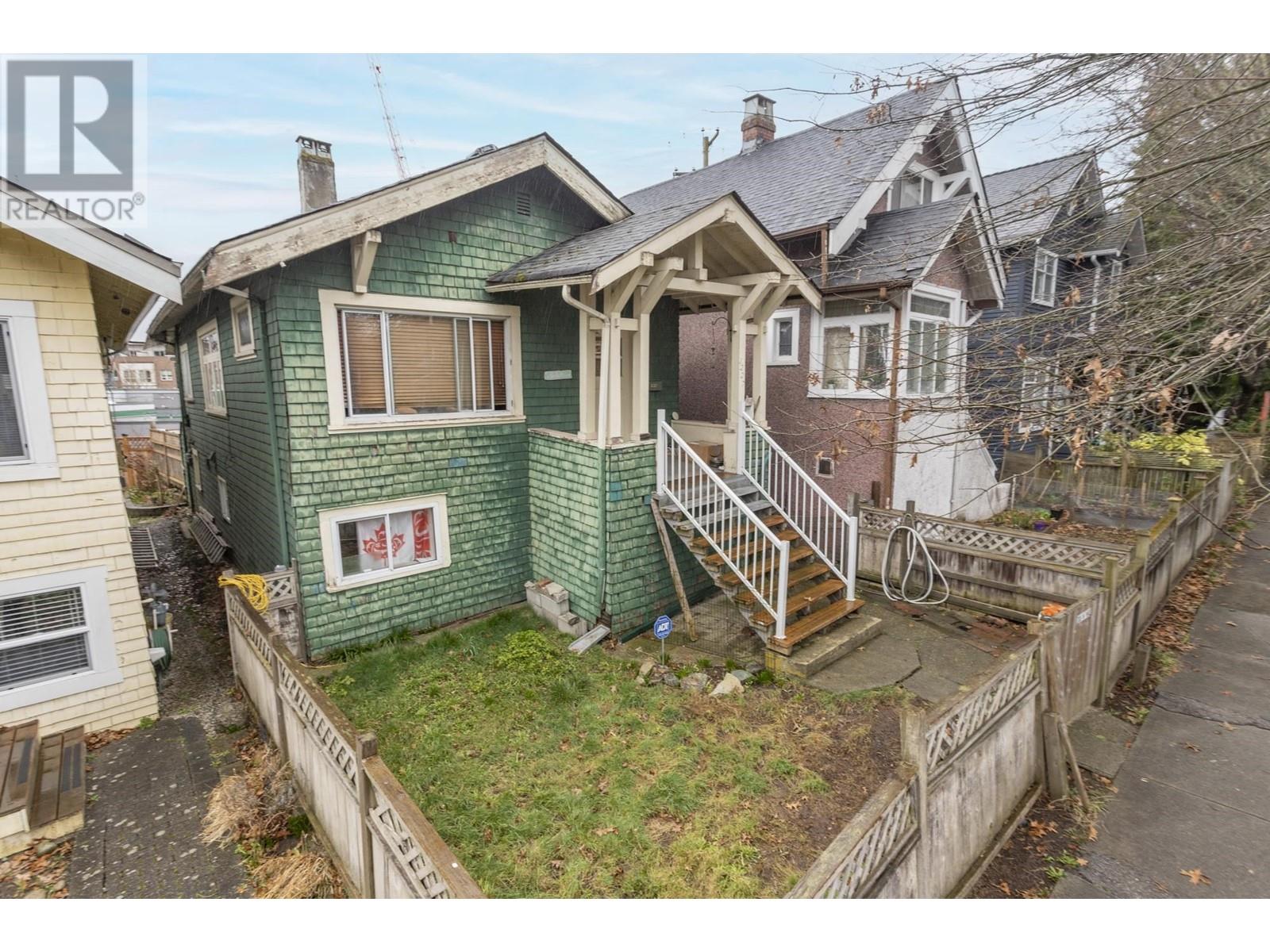 Property at 1227 E 22ND AVENUE image 4