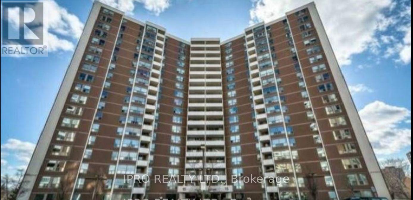 704 - 15 VICORA LINKWAY WAY, Toronto, Ontario