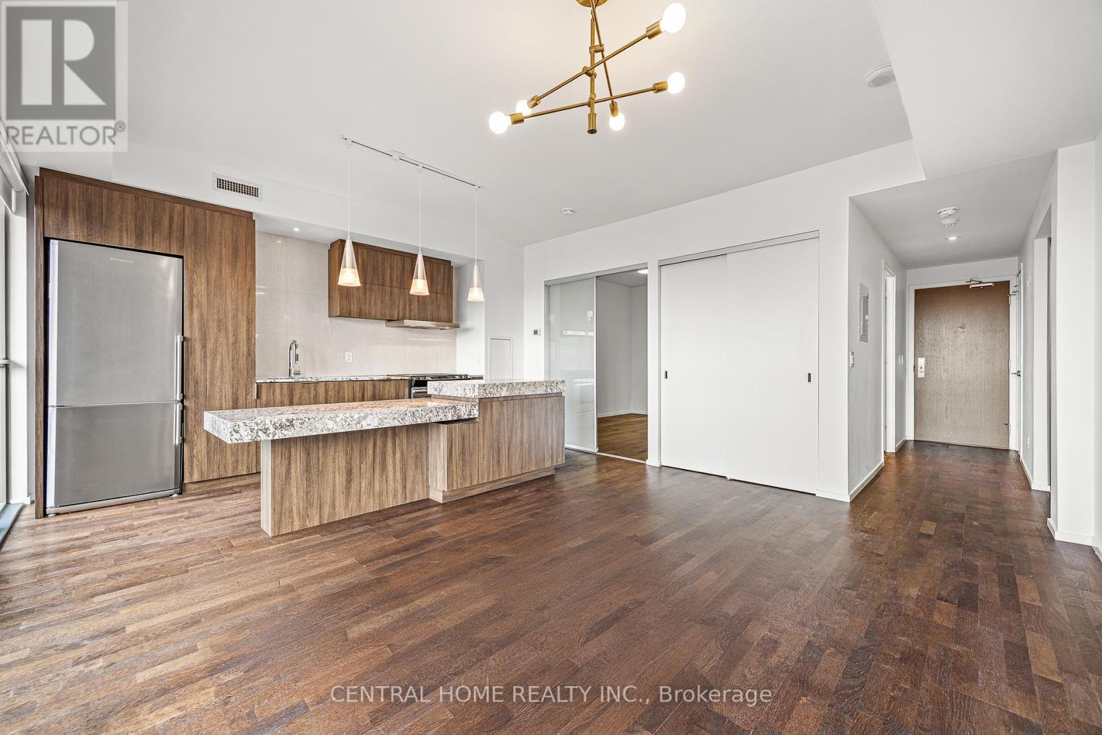 3708 - 101 Charles Street E, Toronto, Ontario  M4Y 0A9 - Photo 4 - C12122503