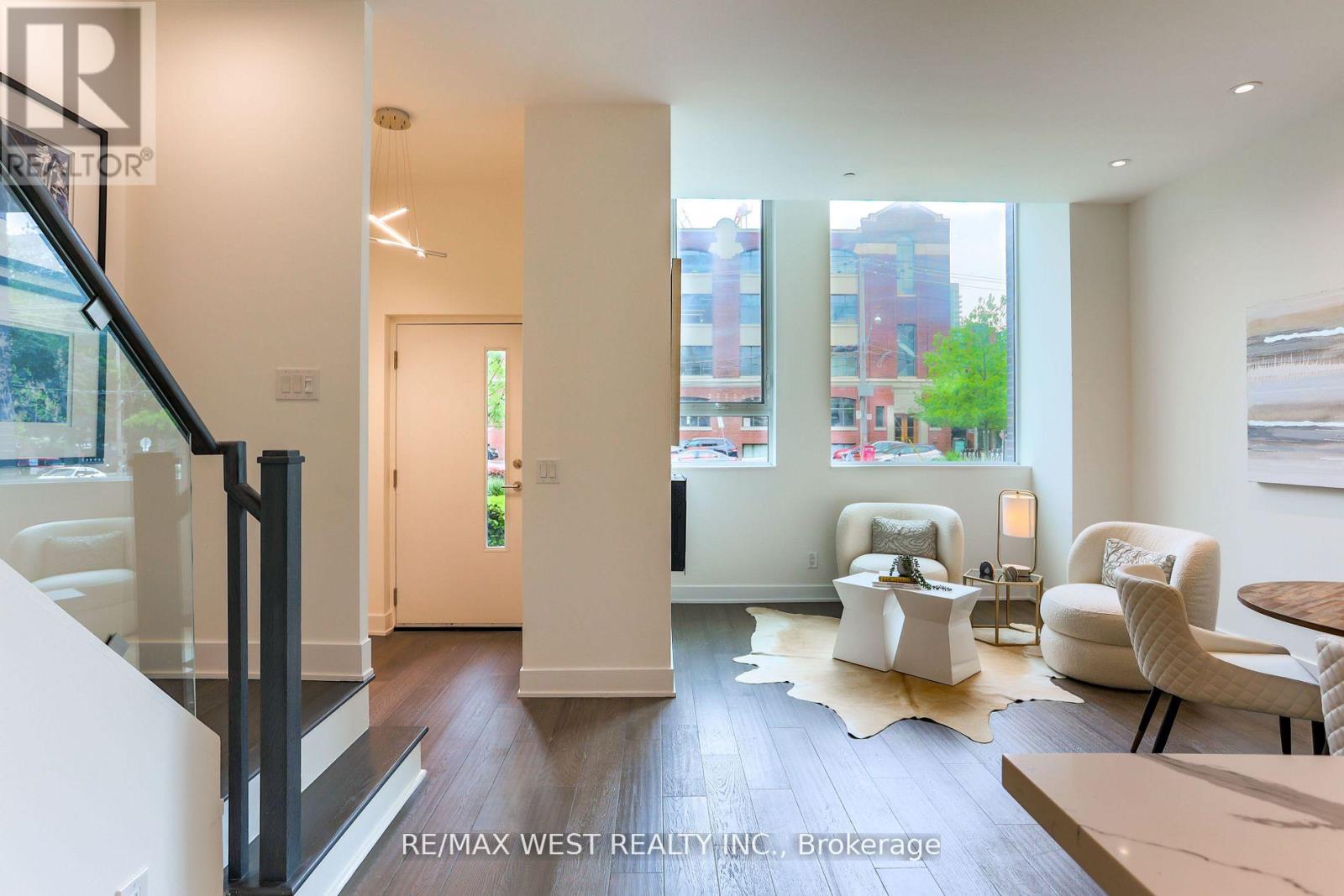 Th02 - 508 Wellington Street W, Toronto, Ontario  M5V 1E3 - Photo 5 - C12122505