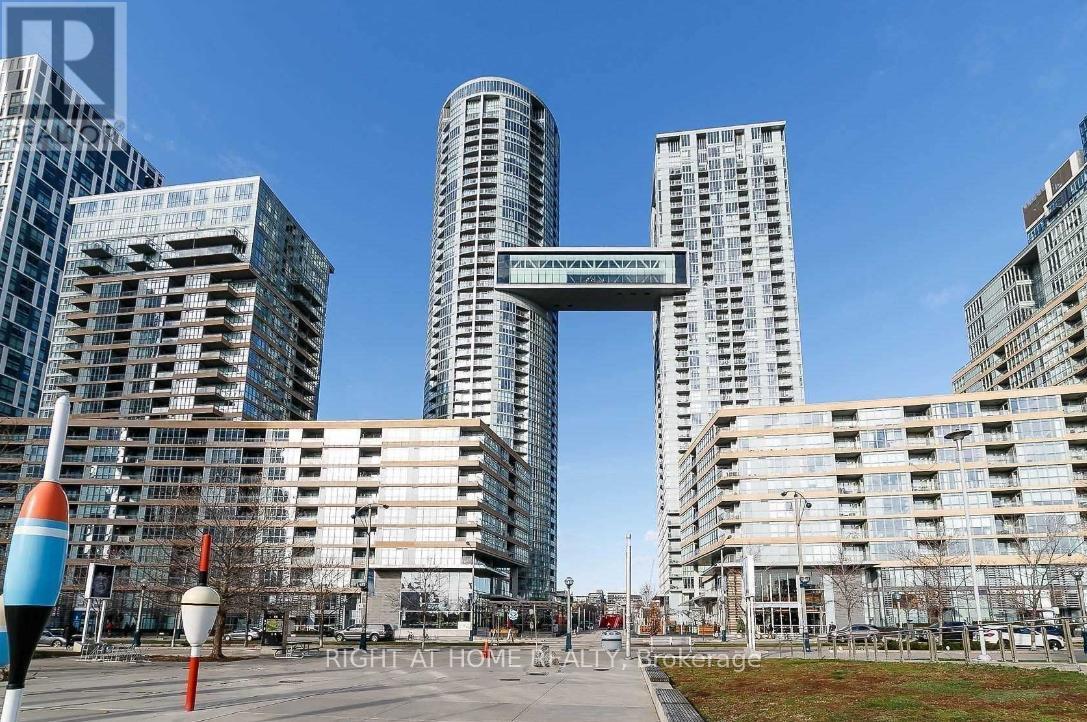 2709 - 15 Iceboat Terrace, Toronto, Ontario  M5V 4A5 - Photo 2 - C12122513