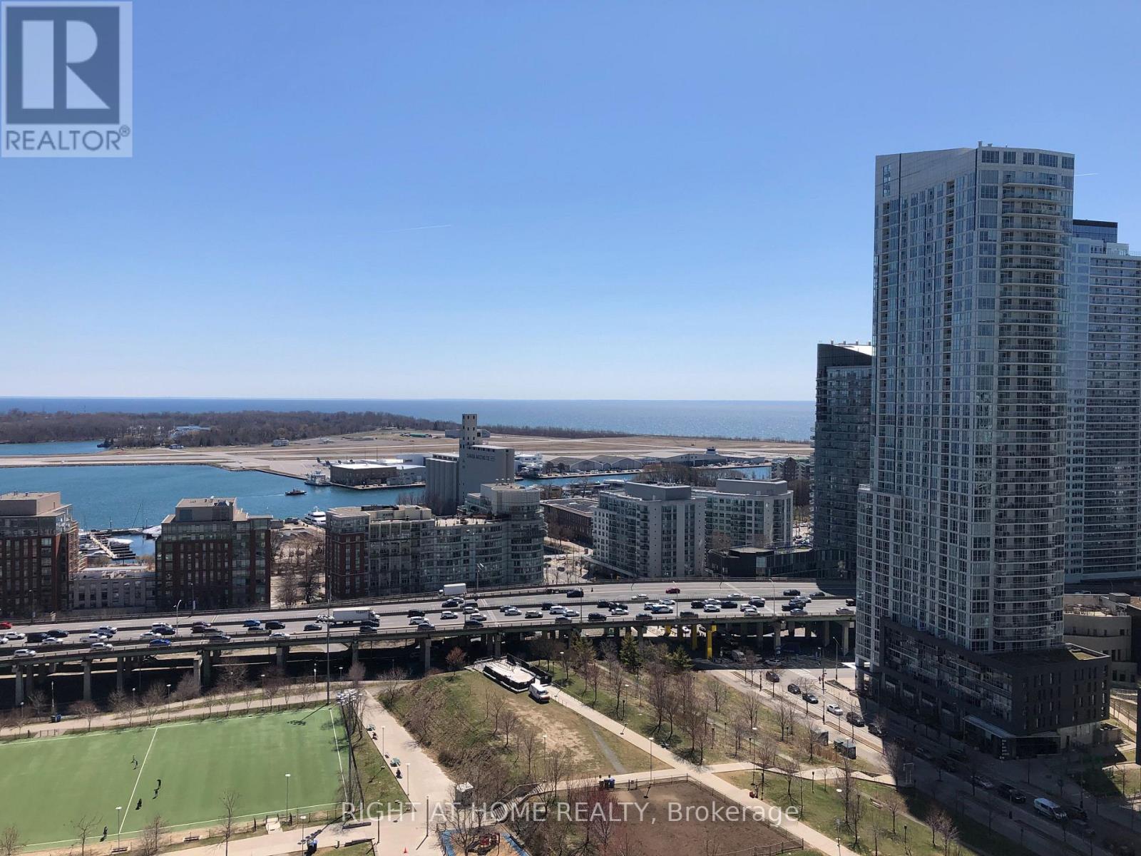 2709 - 15 Iceboat Terrace, Toronto, Ontario  M5V 4A5 - Photo 20 - C12122513