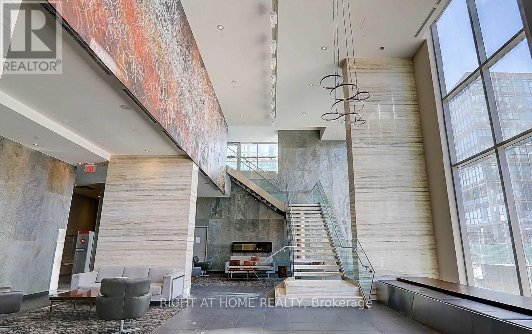 2709 - 15 Iceboat Terrace, Toronto, Ontario  M5V 4A5 - Photo 3 - C12122513