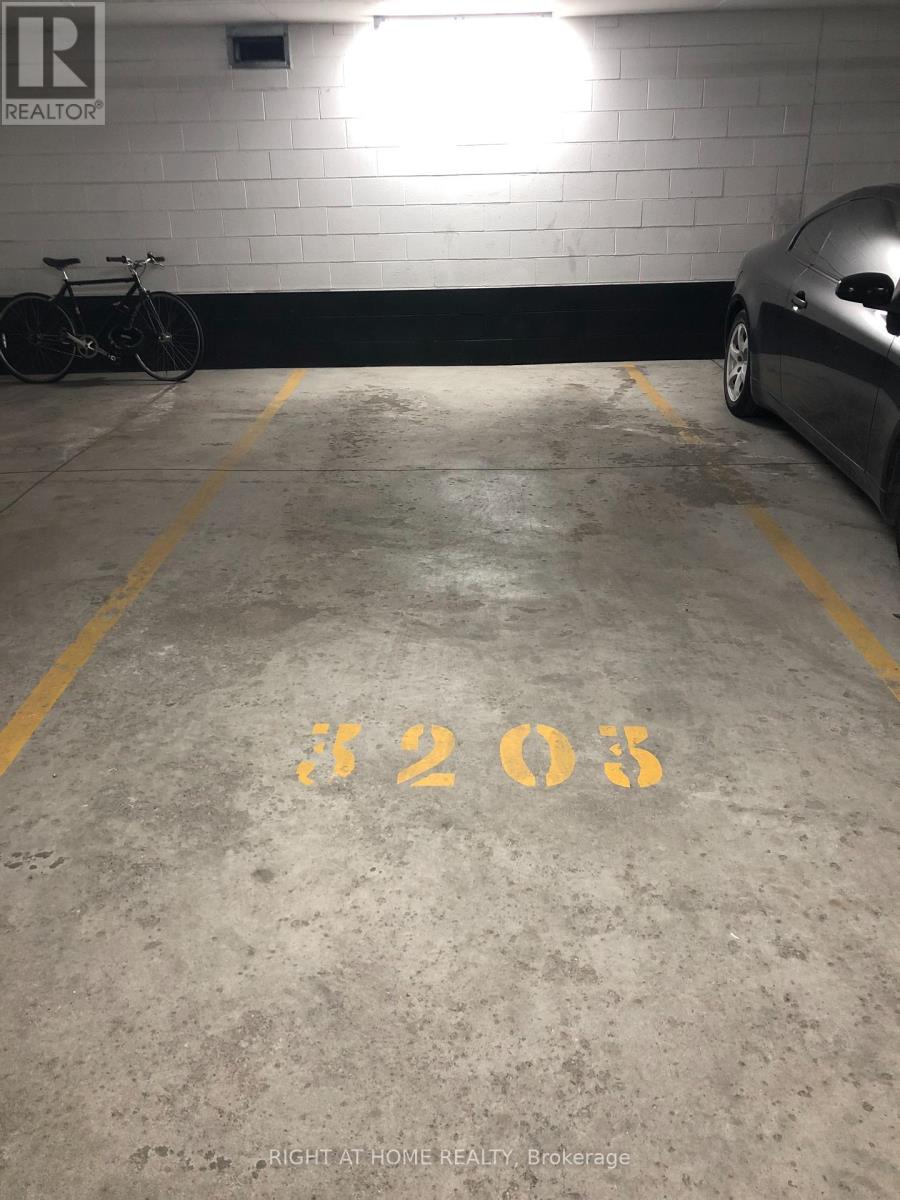 2709 - 15 Iceboat Terrace, Toronto, Ontario  M5V 4A5 - Photo 30 - C12122513