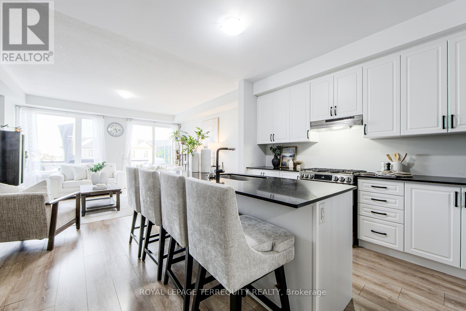 19 Assunta Lane, Clarington, Ontario  L1C 7H3 - Photo 11 - E12122507