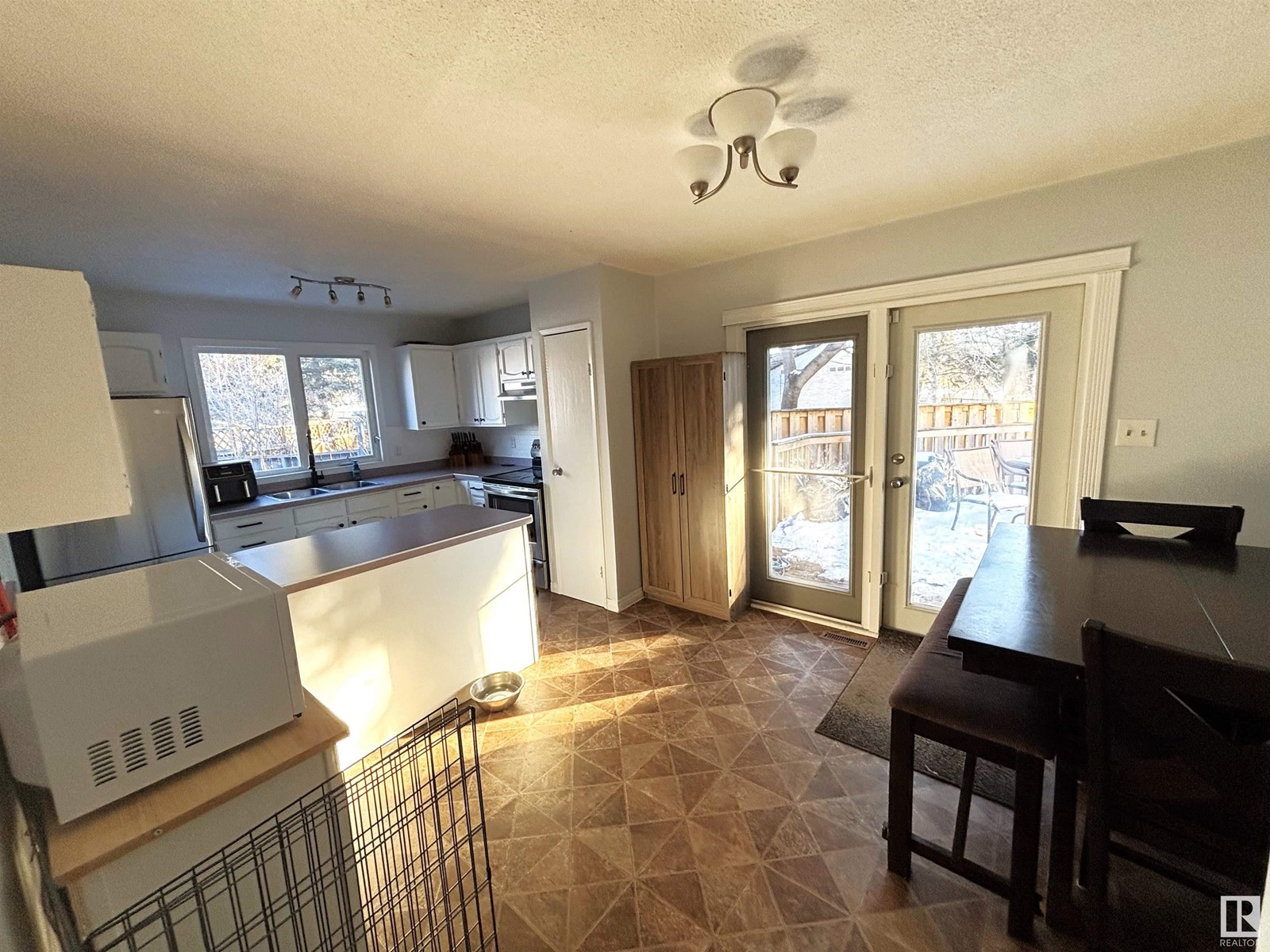 Property at 4742 57 ST image 2