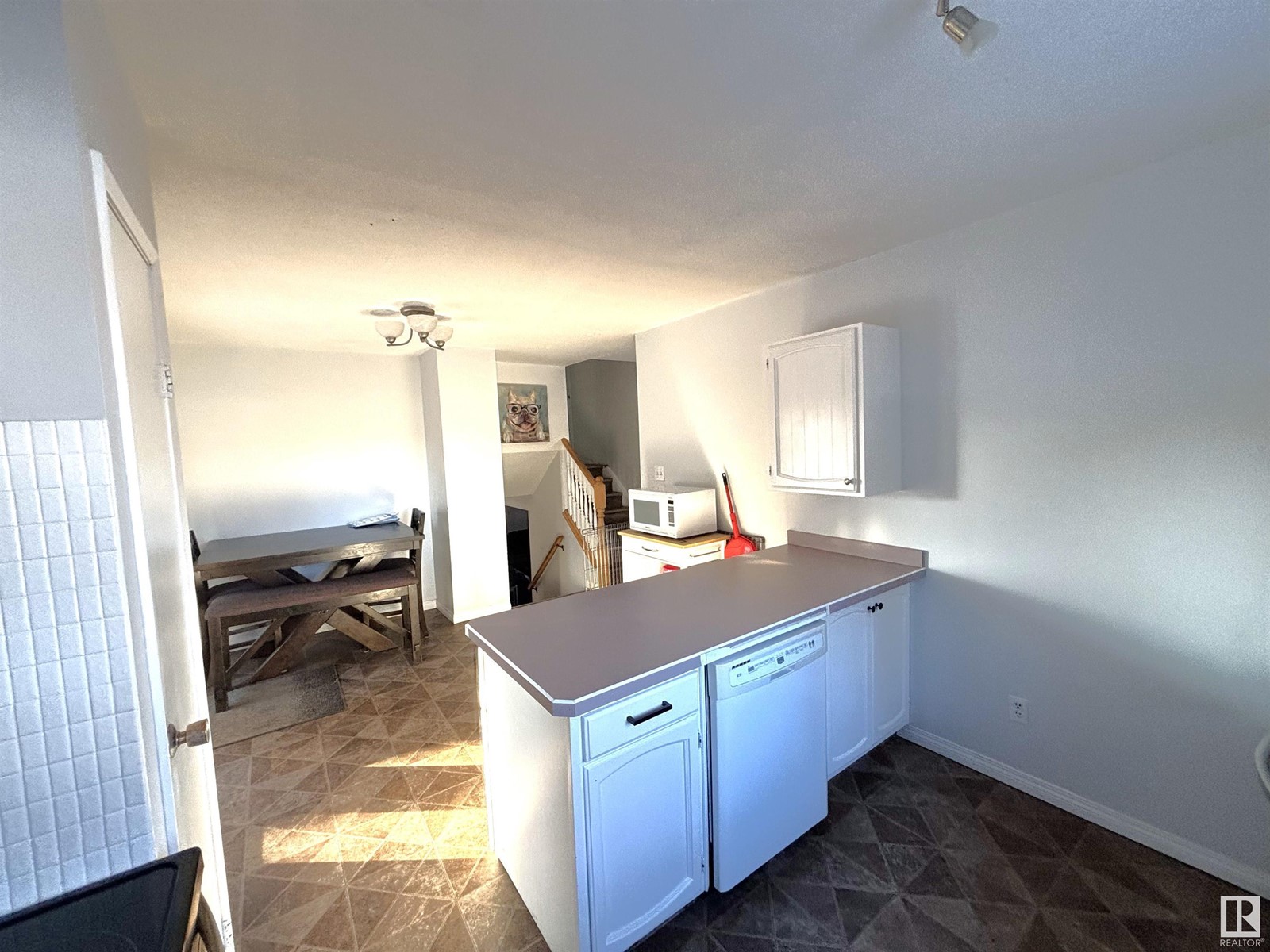Property at 4742 57 ST image 3