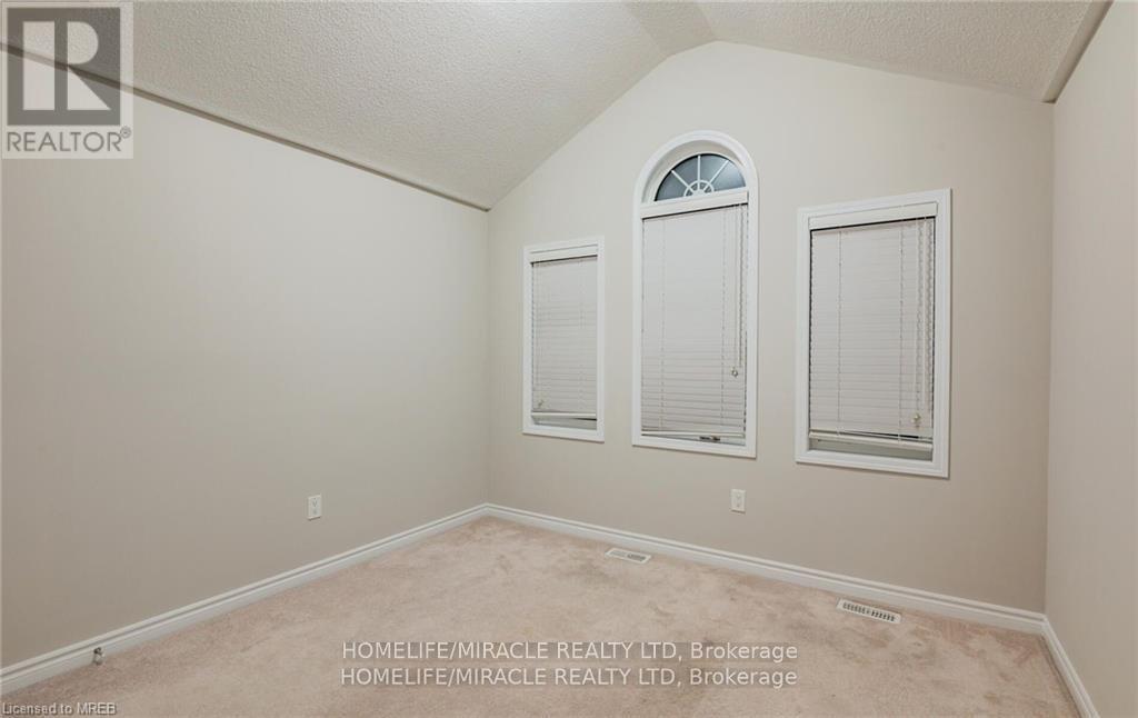 1566 Clitherow Street, Milton, Ontario  L9E 0A9 - Photo 34 - W12122519