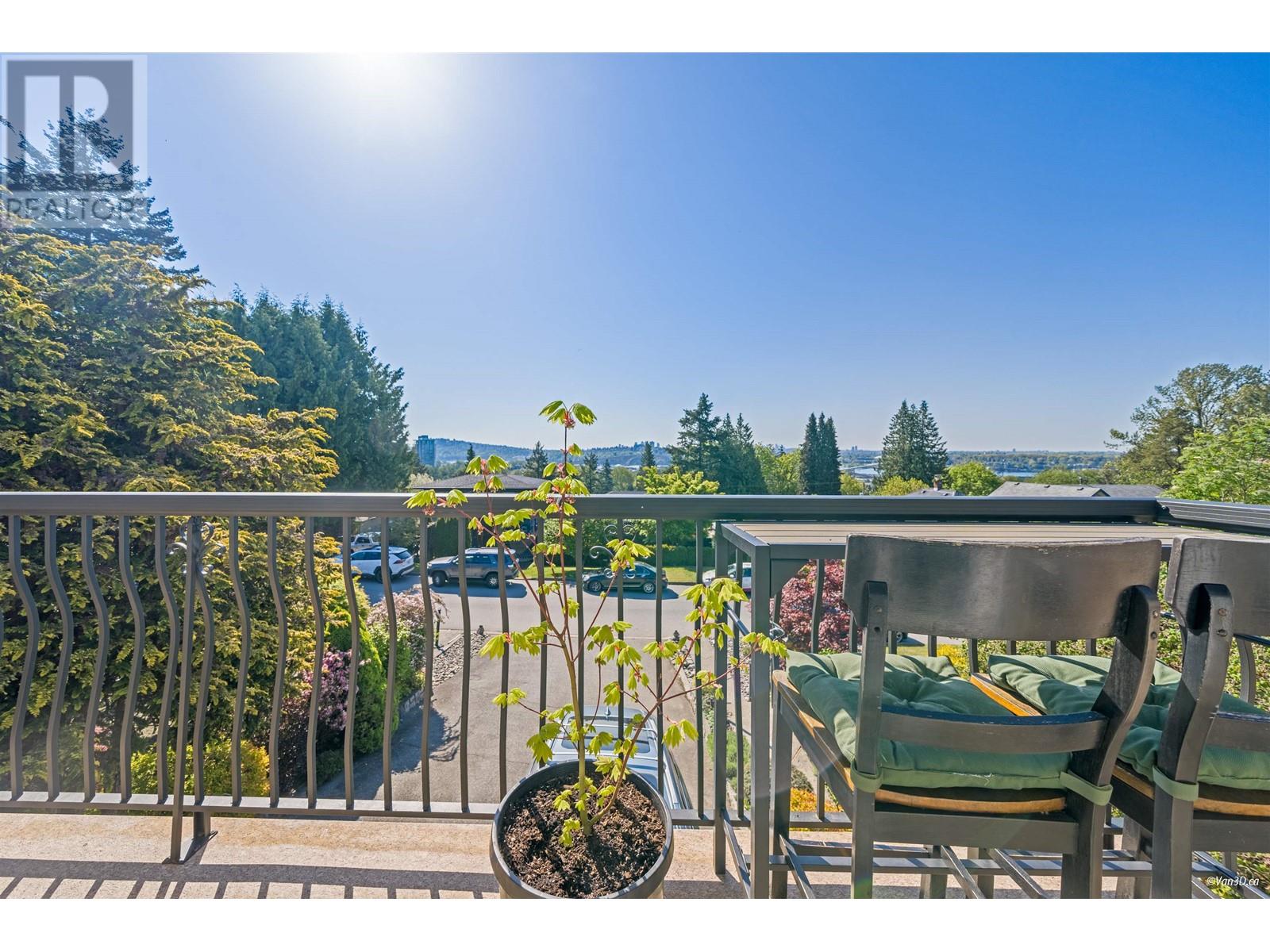 1140 Cloverley Street, North Vancouver, British Columbia  V7L 1N6 - Photo 27 - R2996633