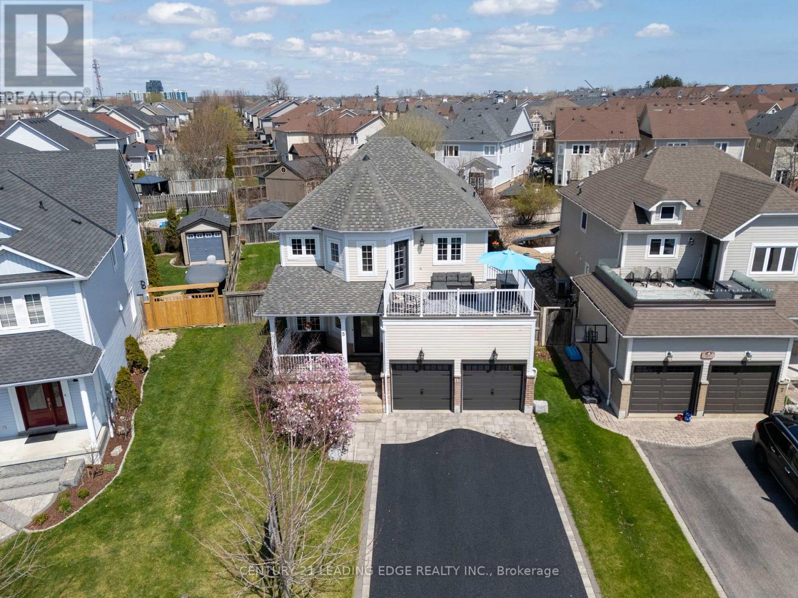 Property at 5 EGGERT COURT image 3
