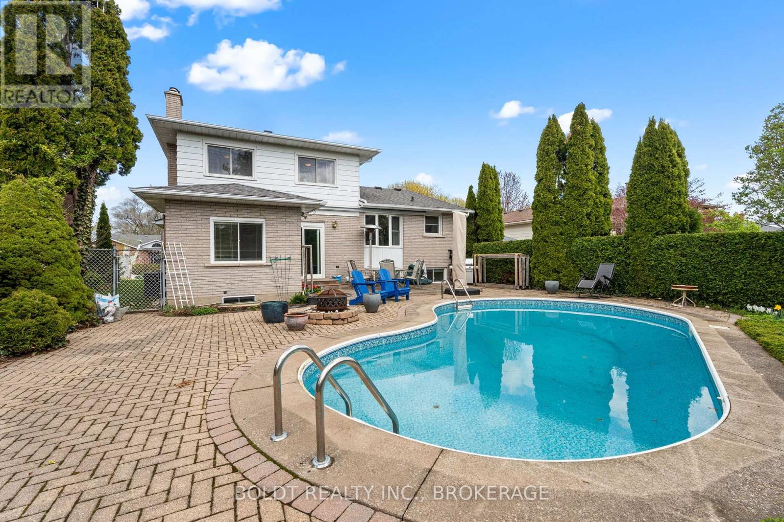 50 Beachview Drive, St. Catharines, Ontario  L2N 5Z7 - Photo 32 - X12122540