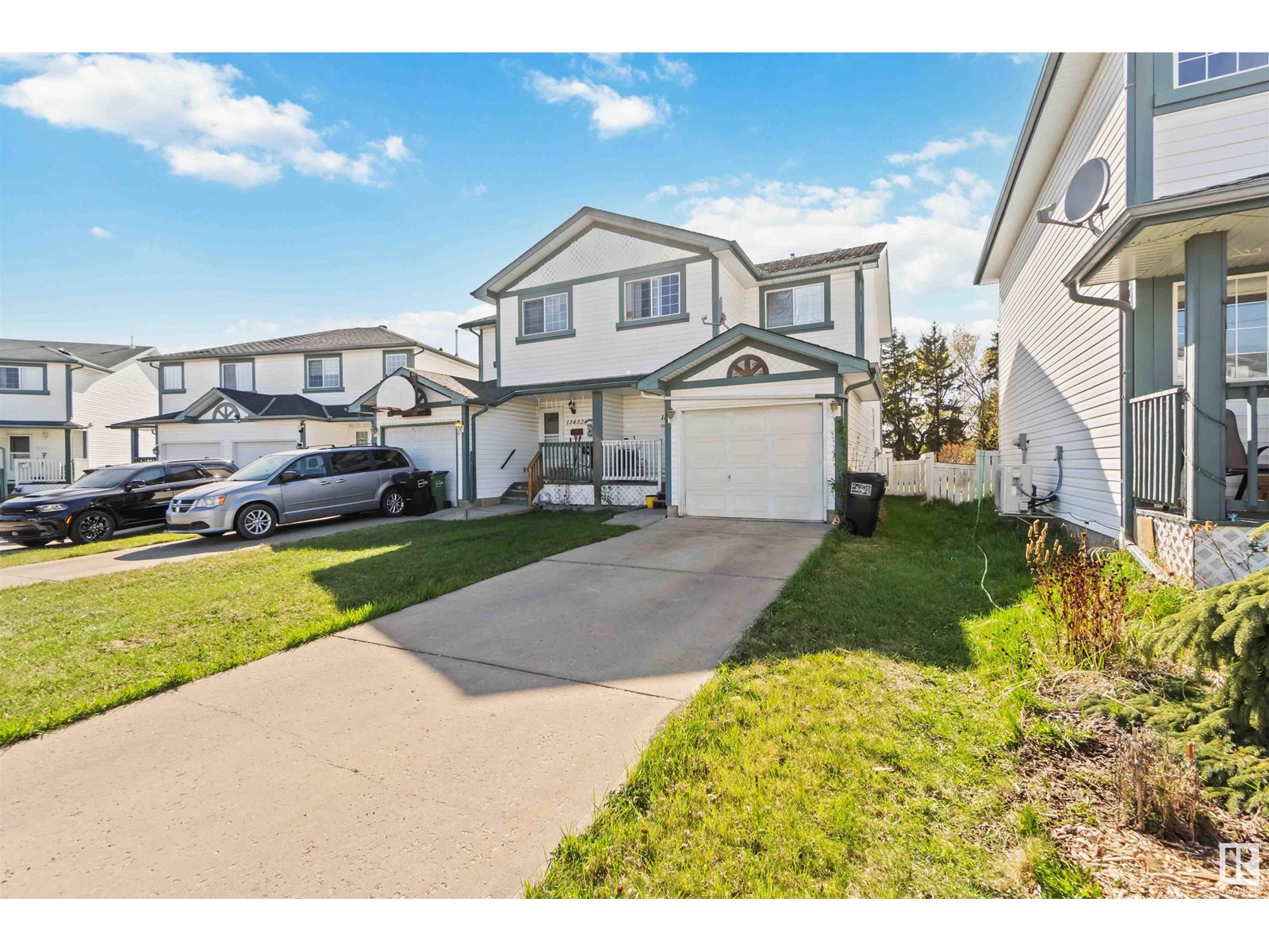 Property at 13434 33 ST NW image 3
