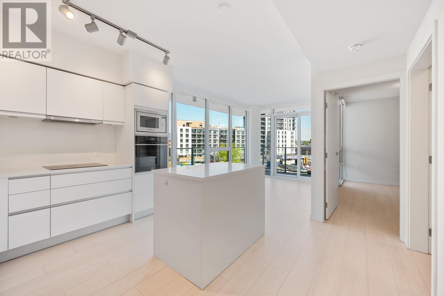 40x 180 E 2 Avenue, Vancouver, British Columbia  V5T 0K4 - Photo 4 - R2980931