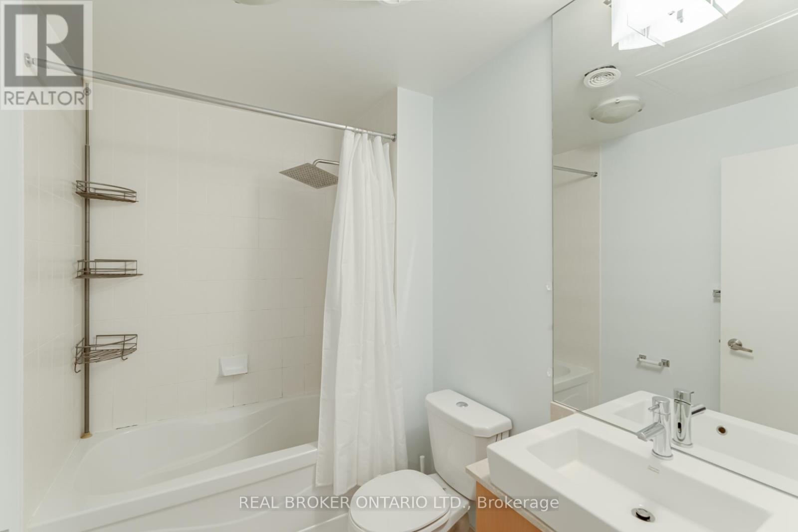 3011 - 65 Bremner Boulevard, Toronto, Ontario  M5J 0A7 - Photo 17 - C12092214