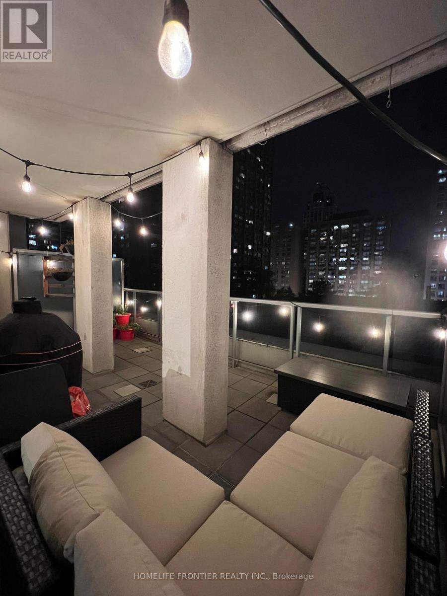 710 - 35 Balmuto Street, Toronto, Ontario  M4Y 0A3 - Photo 15 - C12122490