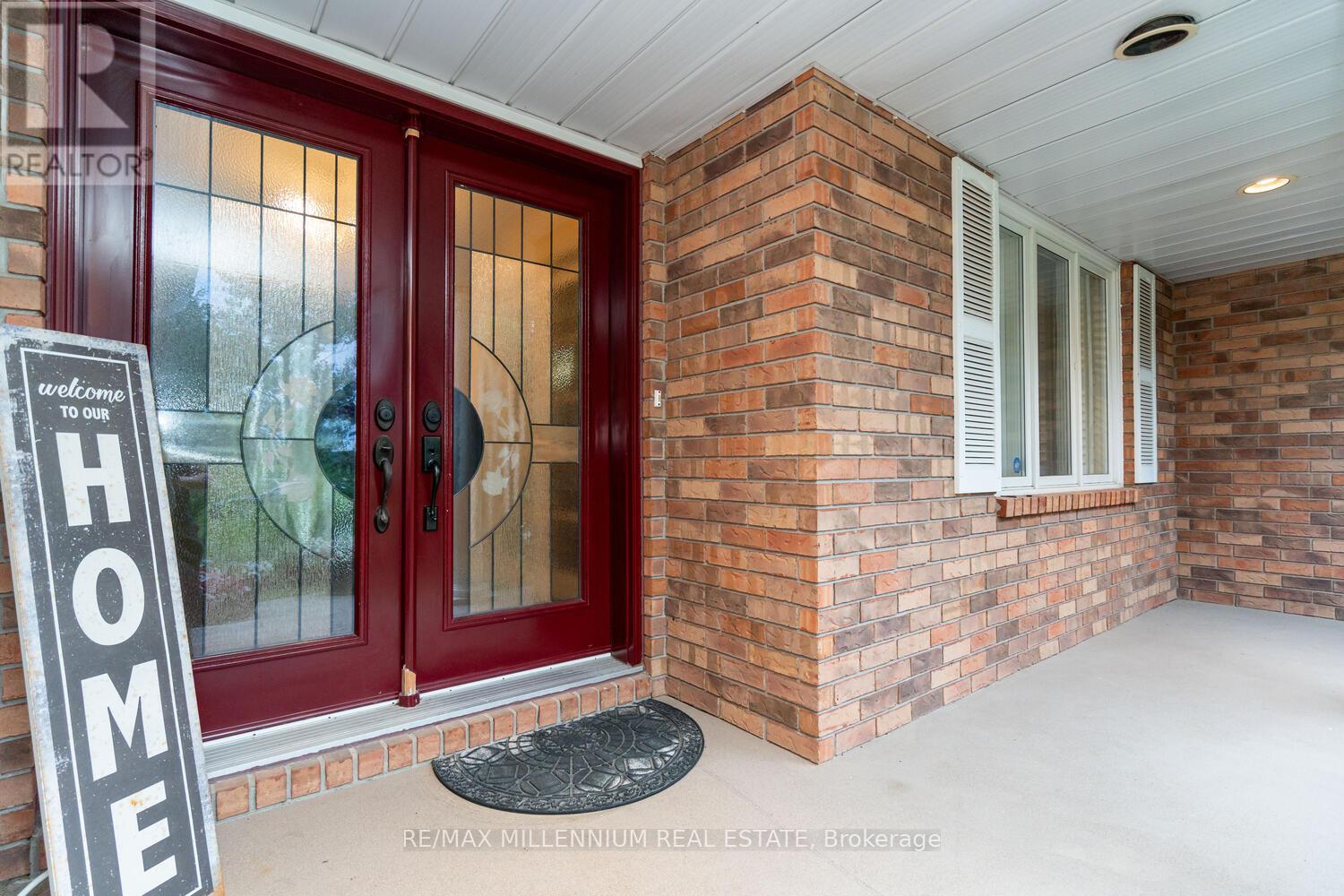 14389 Ninth Line, Halton Hills, Ontario  L7G 4S8 - Photo 3 - W12122525