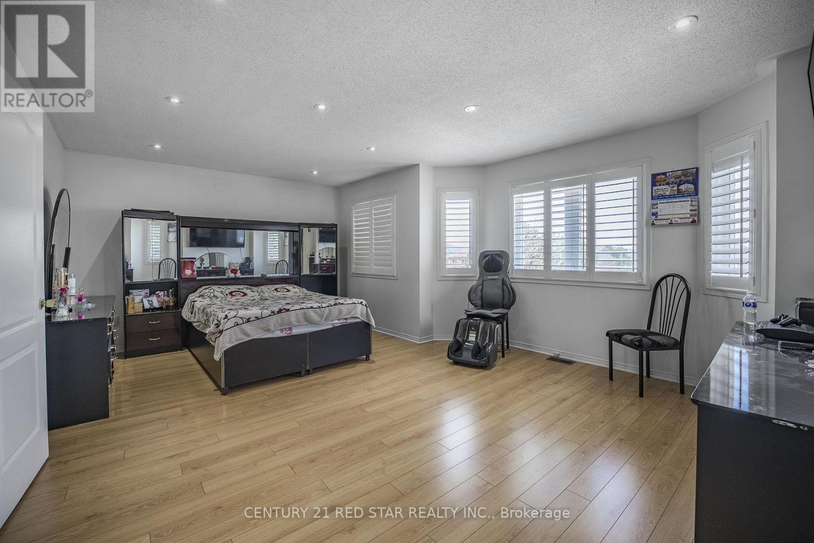 36 Field Thistle Drive, Brampton, Ontario  L6R 3A8 - Photo 20 - W12122529