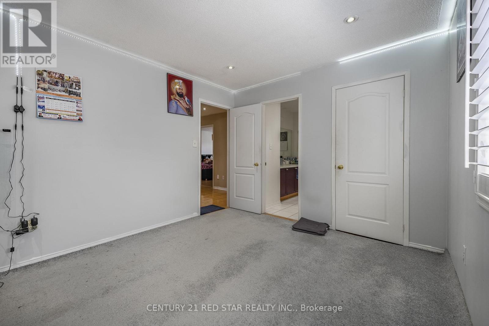 36 Field Thistle Drive, Brampton, Ontario  L6R 3A8 - Photo 24 - W12122529