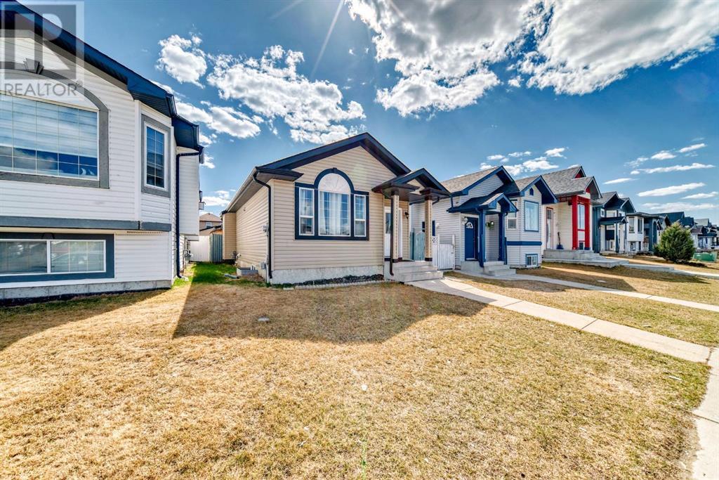 Property at 211 Taracove Estate Drive NE image 3