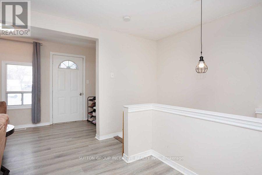 26 Laird Drive, Kawartha Lakes, Ontario  K9V 4R6 - Photo 5 - X12122523