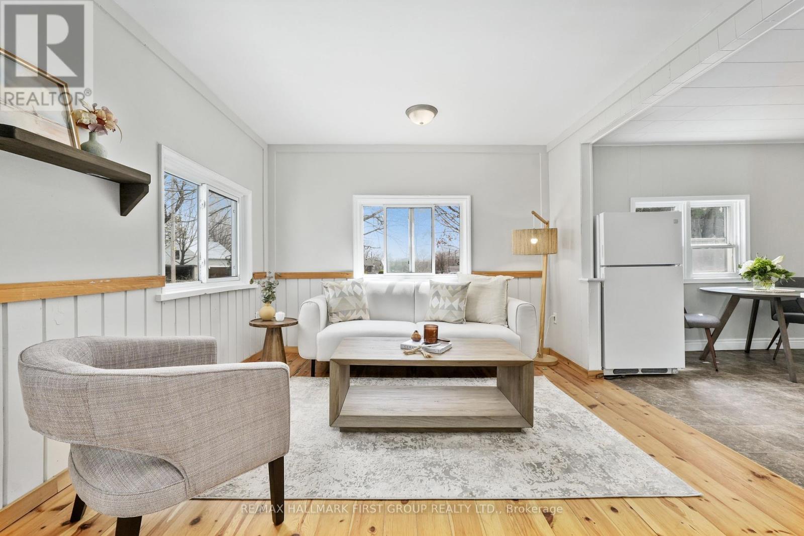 5 Burnham Avenue, Cramahe (Colborne), Ontario  K0K 1S0 - Photo 6 - X12122548